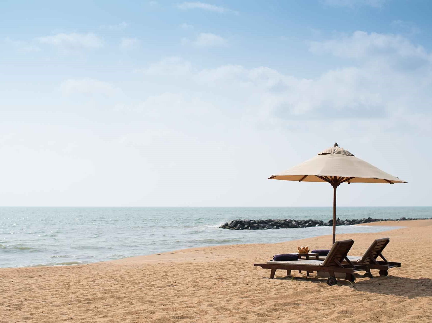 kalutara beach daytime sunny weather