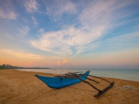 ahungalla beach evening