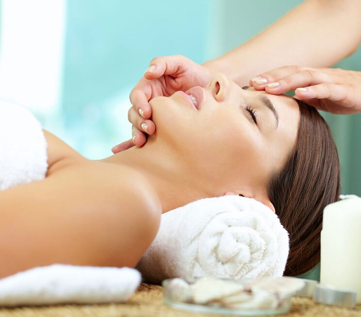 Facial massage spa at Sigiriya Facial massage spa at Sigiriya
