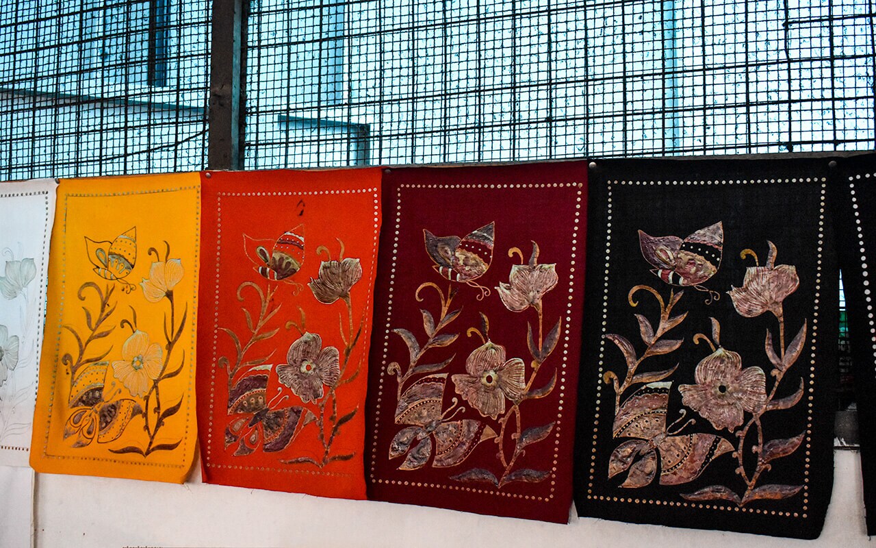 Handmade Cloths at Kandy Handmade Cloths at Kandy
