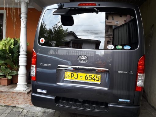 Private Van Hire with Driver 04 Days Package - Image 4