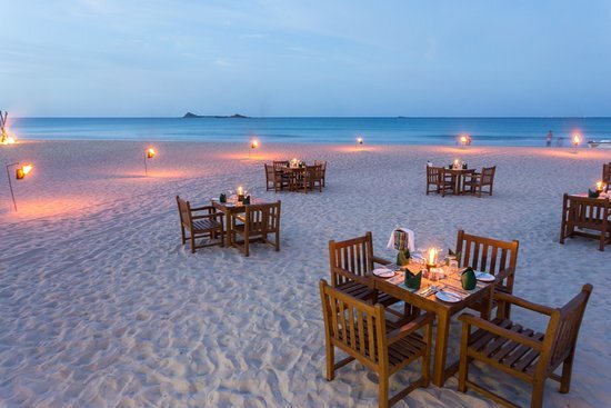 beach-bbq-dinning