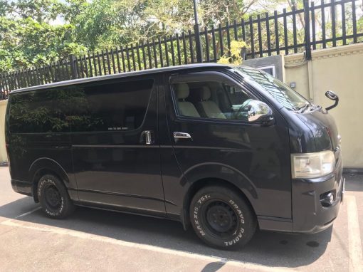 Private Van Hire with Driver 04 Days Package - Image 2