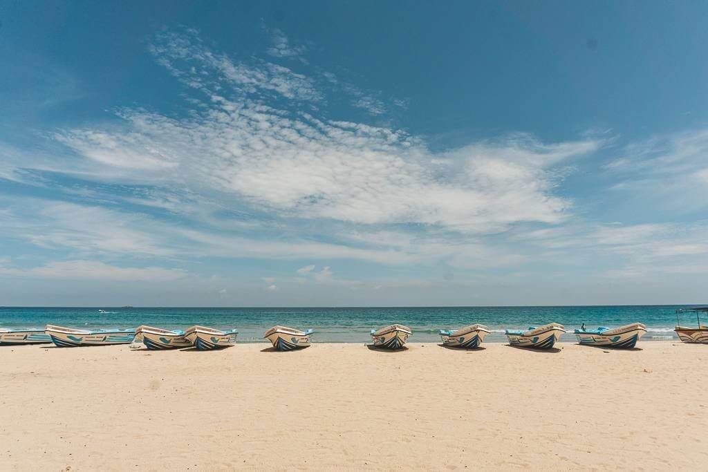 surfing-trincomalee-sri-lanka-1024x683