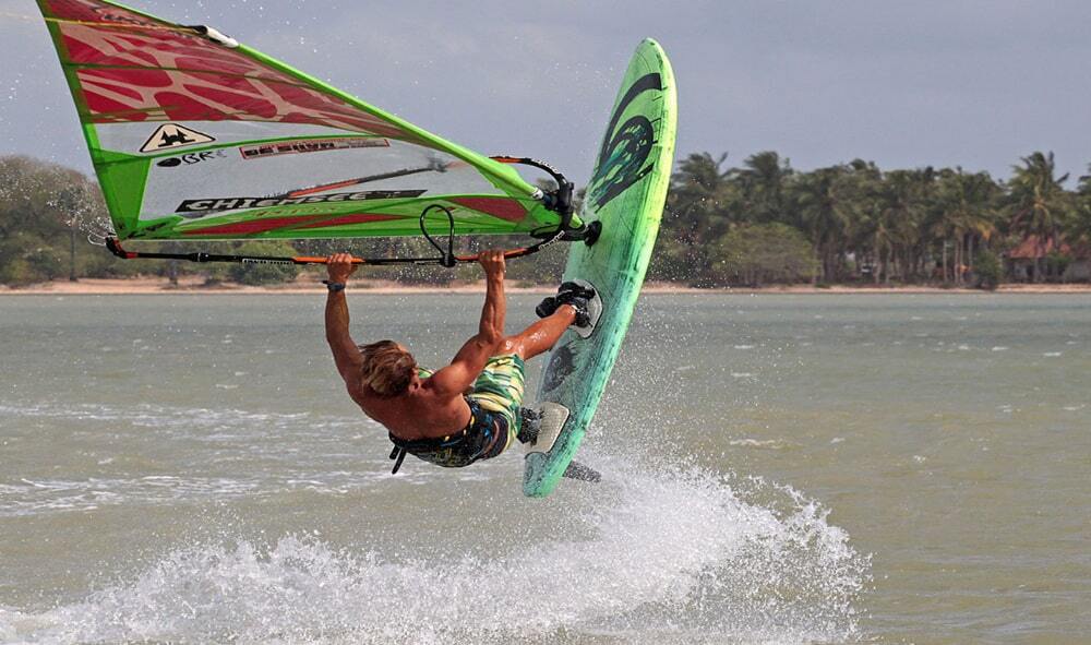 Windsurfing-in-Sri-Lanka-gallery-pop-up-(11)-min