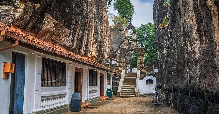Aluvihare rock temple steps Aluvihare rock temple steps entrance