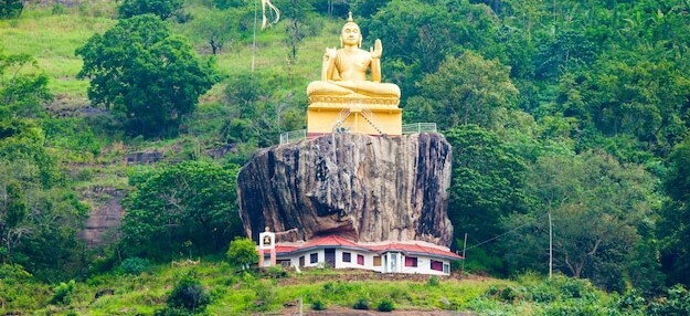 matale aluvihare buddha statue matale aluvihare buddha statue from far
