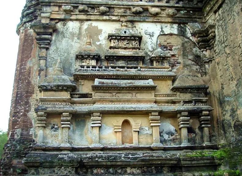 lankathilaka stupa house image house lankathilaka
