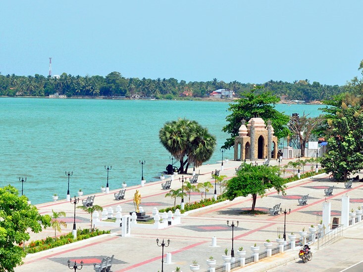 batticaloa park batticaloa park from far