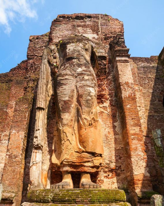 Polonnaruwa buddha stupa lankathilaka Polonnaruwa buddha stupa lankathilaka